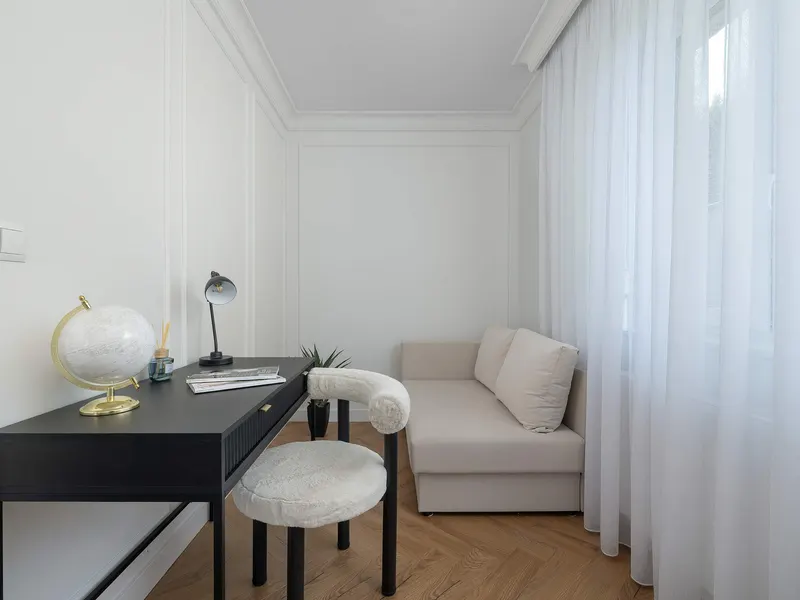 Klimatyzowany Apartament z Ogródkiem | 2 Sypialnie | Miejsce do Pracy – zdjęcie 2