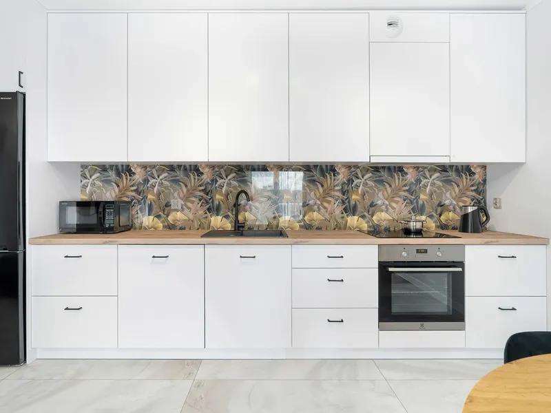 Geräumiges Appartement mit Balkon | Parkplatz | 2 Schlafzimmer – Foto 3