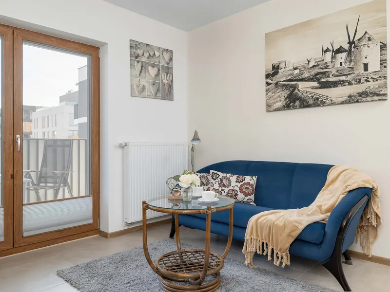 Przestronny Apartament z Balkonem | Parking | 2 Sypialnie – zdjęcie 1