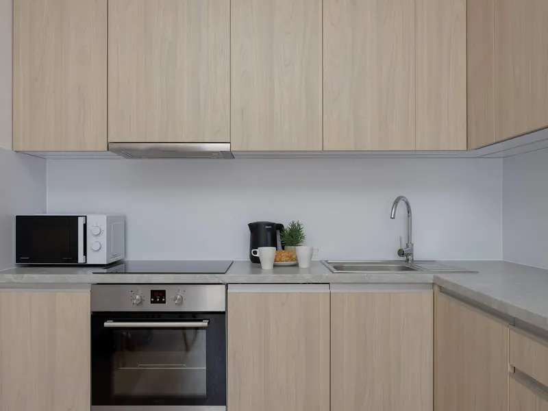 Stylowy Apartament z Balkonem | Widok na Wieżowce – zdjęcie 3