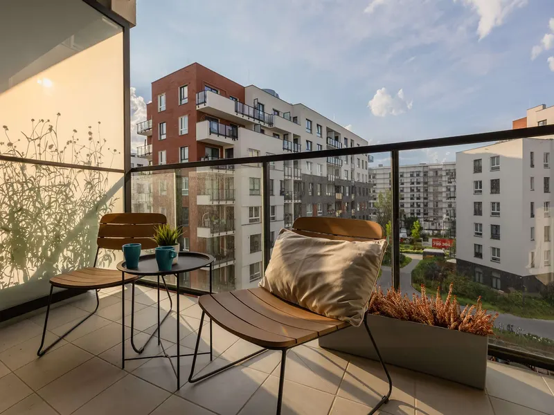 Geräumige Wohnung mit Balkon | Parkplatz | Klimaanlage – Foto 5