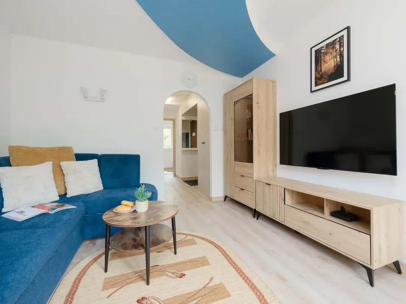 Przestronny Apartament z Klimatyzacją | 2 Sypialnie | Miejsce do Pracy – zdjęcie 4