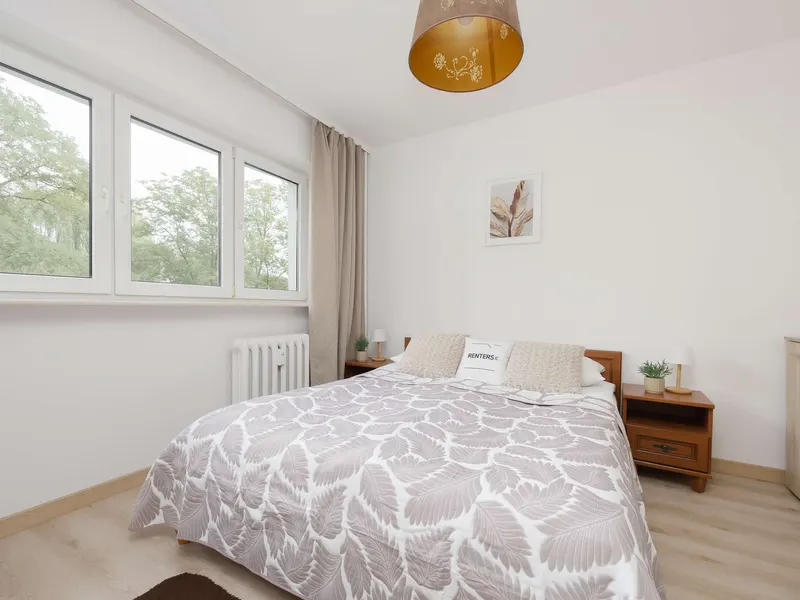 Przestronny Apartament z Klimatyzacją | 2 Sypialnie | Miejsce do Pracy – zdjęcie 2
