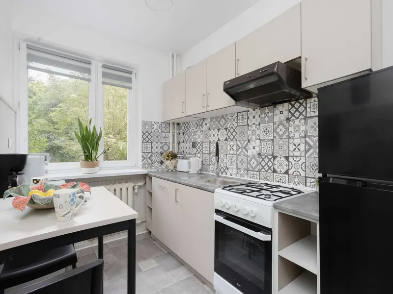 Family Apartment with a Balcony Near the Underground Ursynow – photo 3