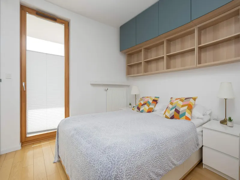 Klimatisiertes Appartement | Parkplatz | Warschauer Stadtteil Wola – Foto 1