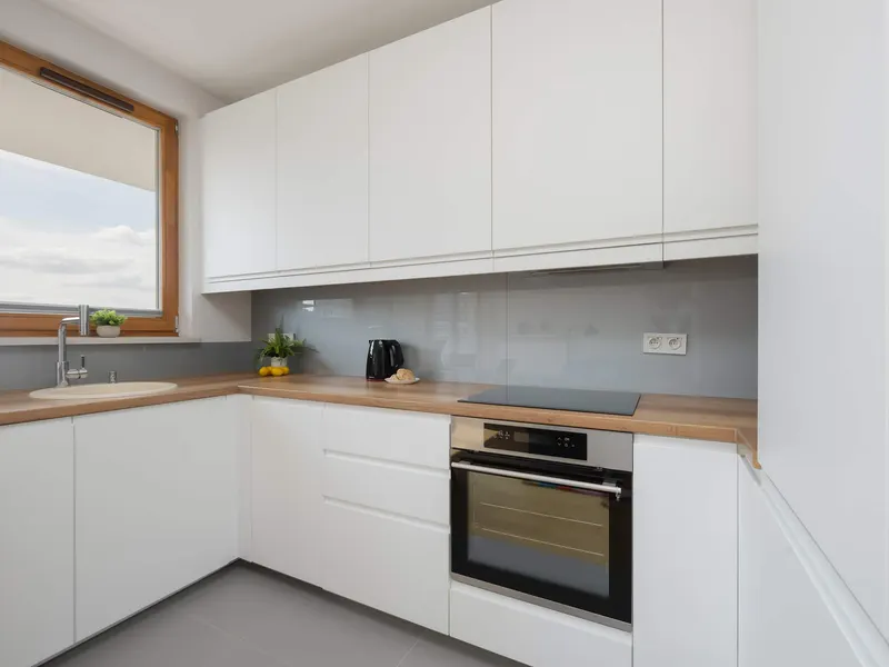 Klimatisiertes Appartement | Parkplatz | Warschauer Stadtteil Wola – Foto 4
