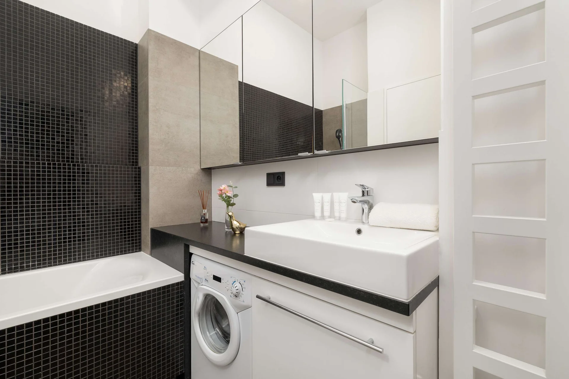 Apartment image