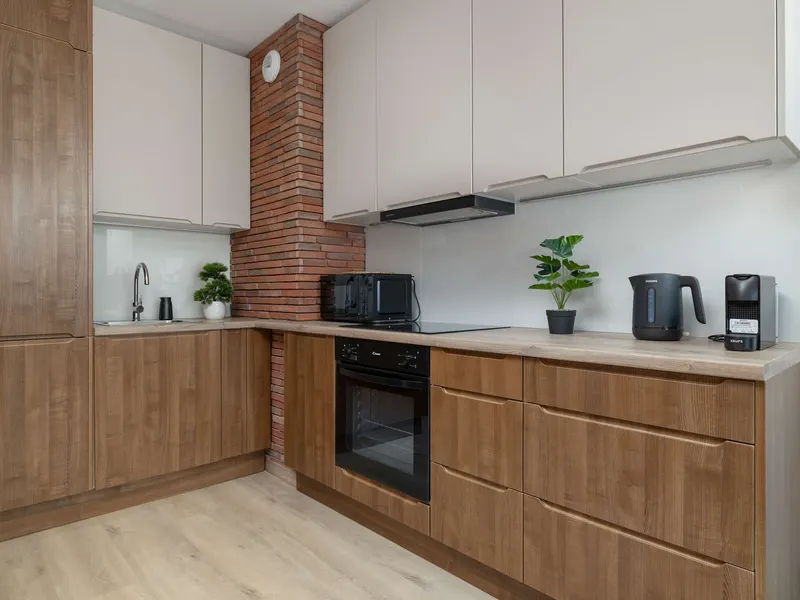 Stilvolles Appartement mit Parking| Arbeitsbereich | In der Nähe des Stadtzentrums – Foto 4