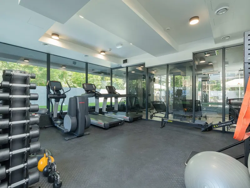 Stilvolles Apartment | Zugang zum Fitness und Wellnessbereich – Foto 4