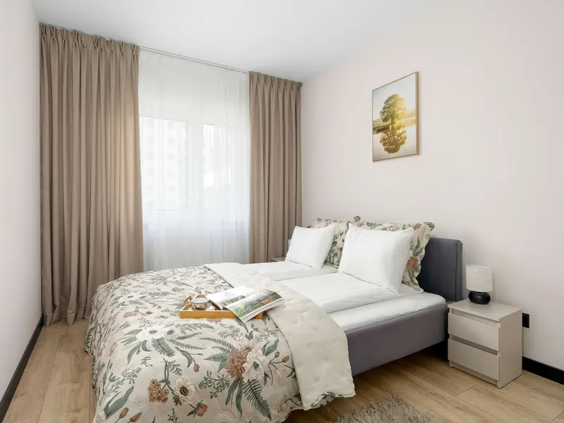 Przytulny Apartament z Balkonem | Parking | Blisko Zieleni – zdjęcie 2