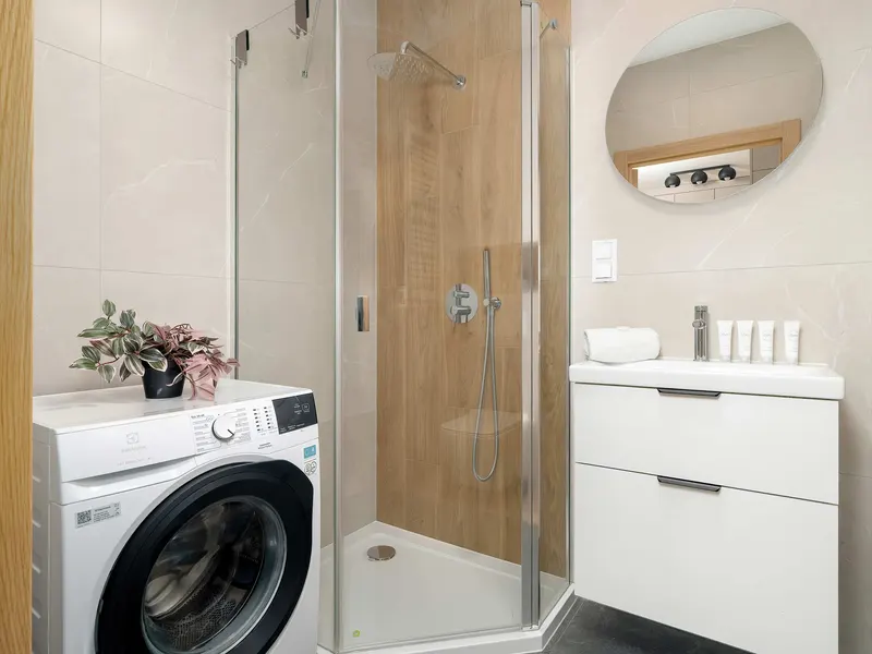 Przytulny Apartament z Balkonem | Parking | Blisko Zieleni – zdjęcie 4