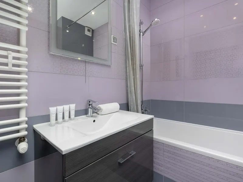 Modern Apartment with a Desk | Near the Water Park – photo 4