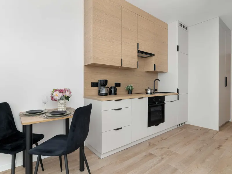 Modernes Studio mit Balkon | Parkplatz | In der Nähe des Spodek – Foto 3