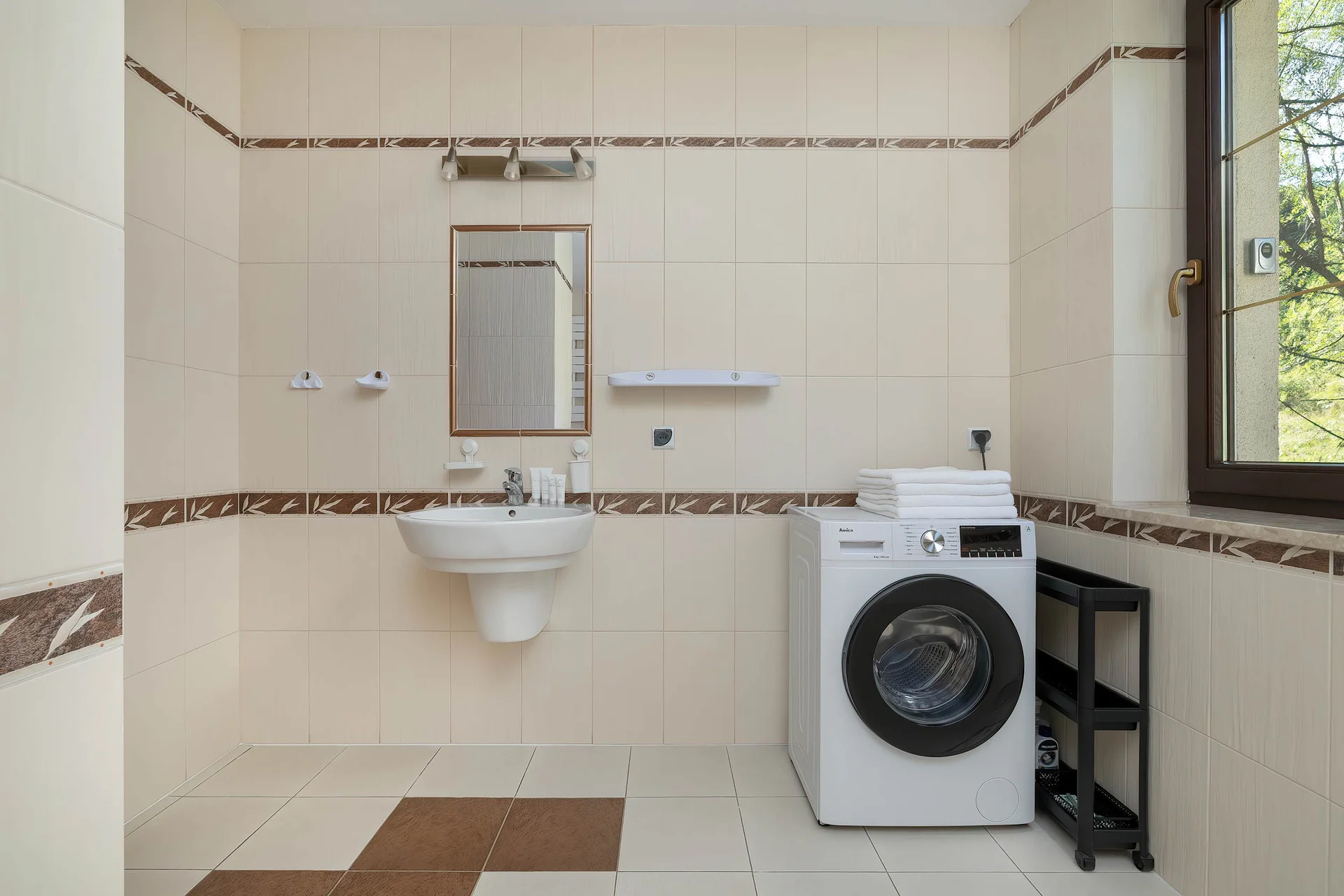 Apartment image