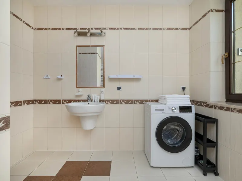 Przytulny Apartament dla Rodziny | Parking | Balkon – zdjęcie 5