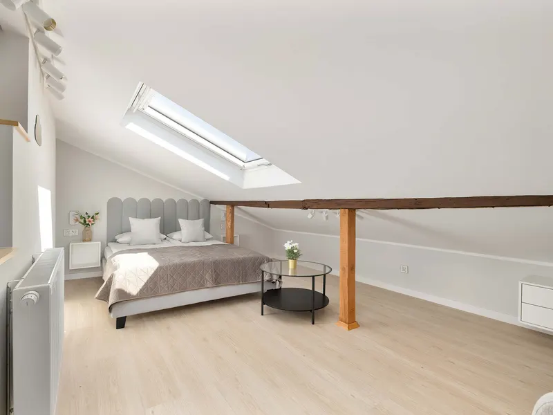 Geräumiges 2-Zimmer-Appartement | Klimaanlage | Stadtzentrum – Foto 3