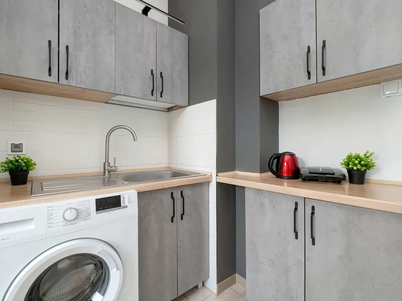 Cozy Apartment with Bedroom | Smart TV and Washing Machine – photo 3