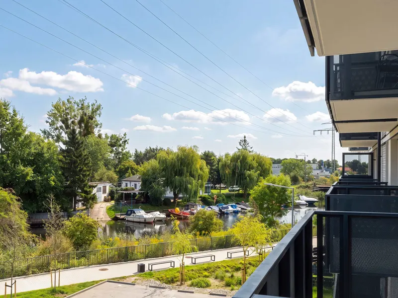 Klimatisiertes Appartement mit Blick aufs Wasser | In der Nähe des Stadtzentrums – Foto 4