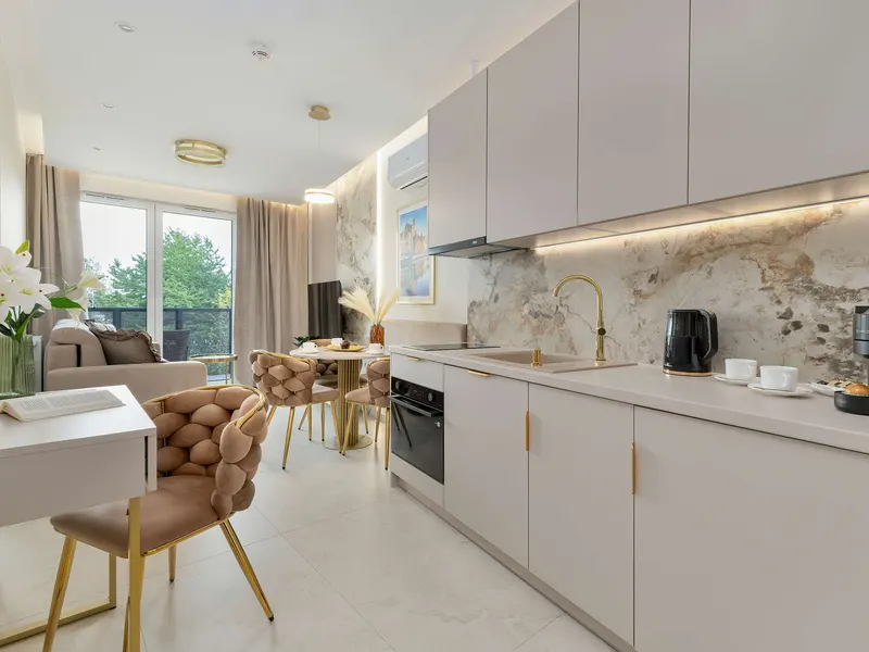 Klimatisiertes Appartement mit Blick aufs Wasser | In der Nähe des Stadtzentrums – Foto 3