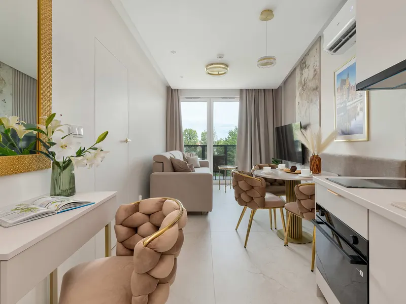 Komfortables Apartment mit Balkon | Klimaanlage – Foto 1
