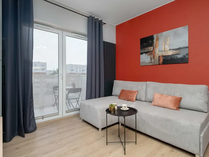 Bright Apartment with Parking | Balcony – photo 1