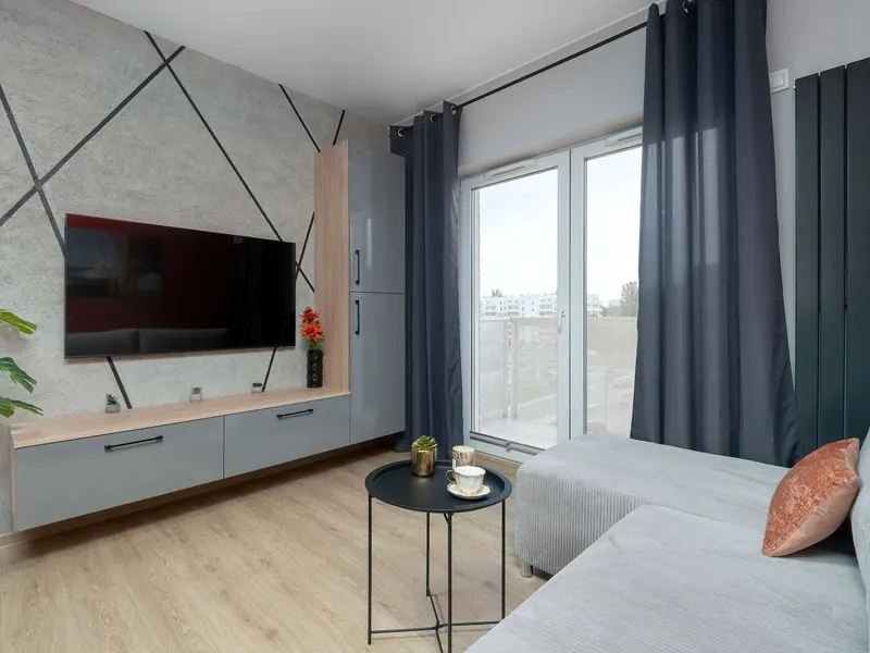 Bright Apartment with Parking | Balcony – photo 5