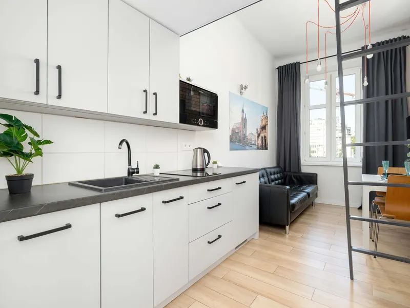 Ein gemütliches Studio mit Hochbett | In der Nähe der Altstadt – Foto 2