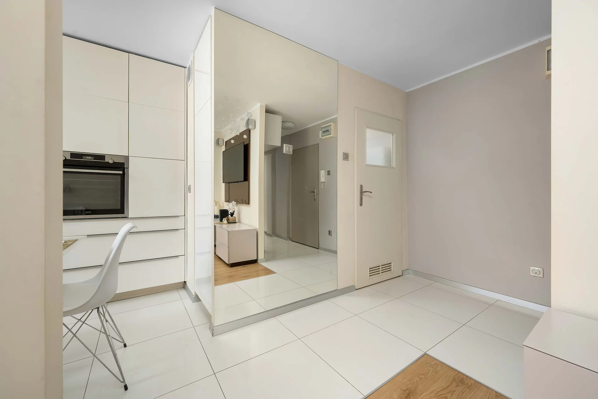 Apartment image