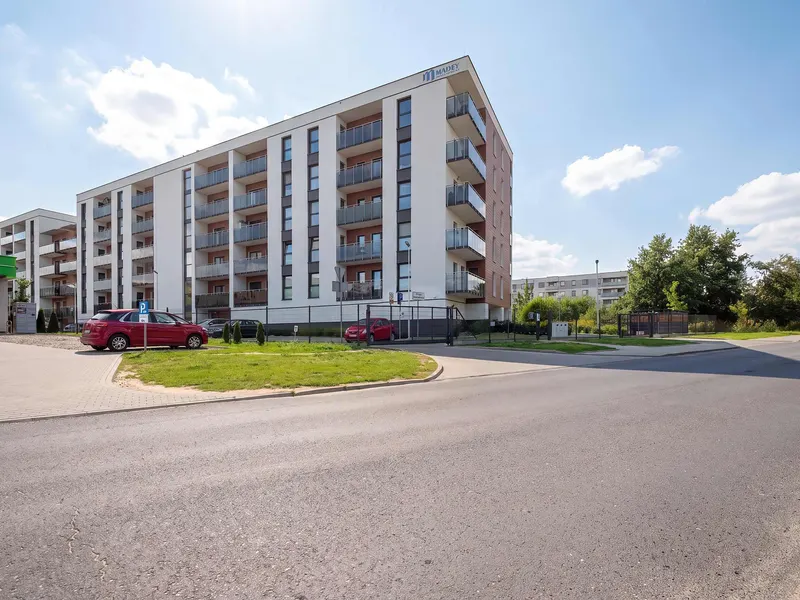 Comfortable Apartment with a Balcony | Close to a Park and Green Spaces – photo 5