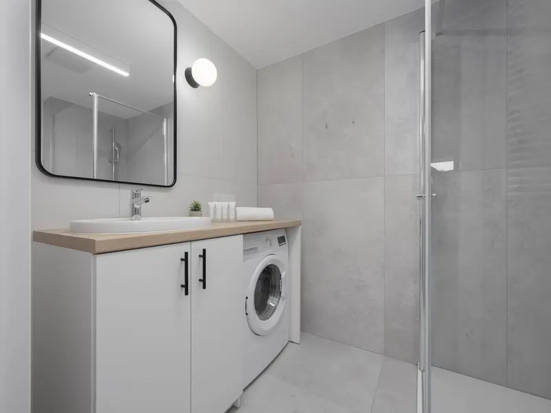 Jasny Apartament z Klimatyzacją | Miejsce do Pracy – zdjęcie 4