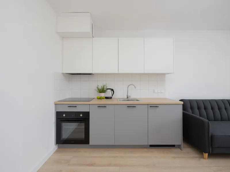 Jasny Apartament z Klimatyzacją | Miejsce do Pracy – zdjęcie 3