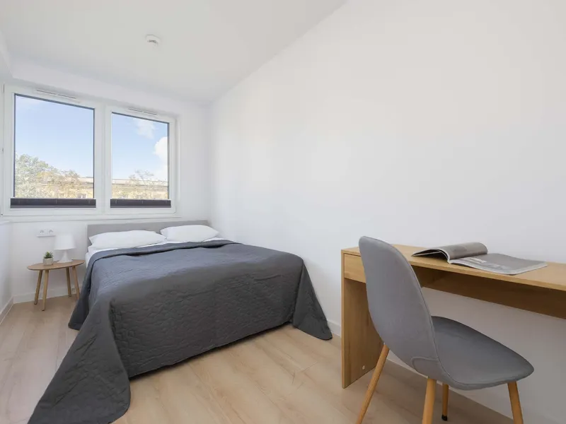 Nowoczesny Apartament z Klimatyzacją | Biurko do Pracy Zdalnej – zdjęcie 2