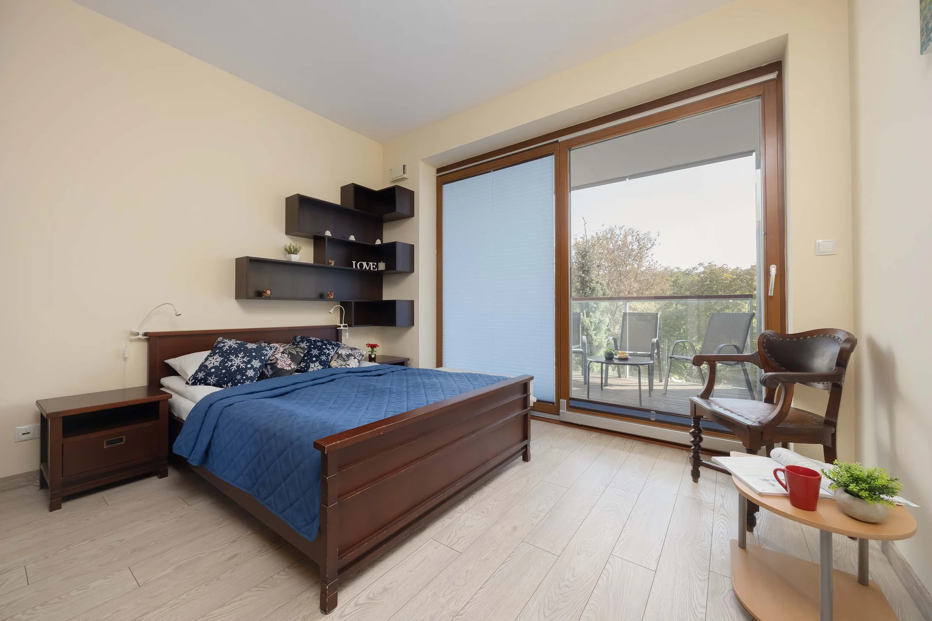 Apartment image