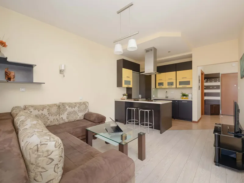 Warszawa | Biały Kamień 2 | Jasny apartament | Bezpłatny Parking – zdjęcie 1