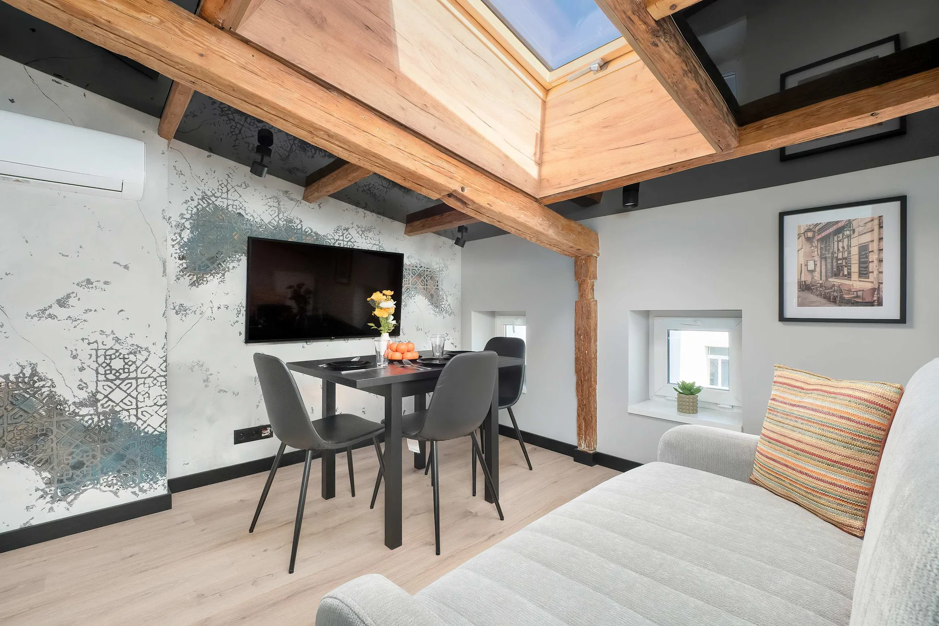 Apartment image