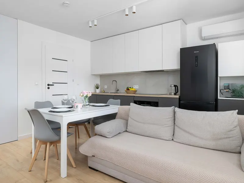 Air-conditioned Apartment with a Balcony | Close to the Park – photo 1