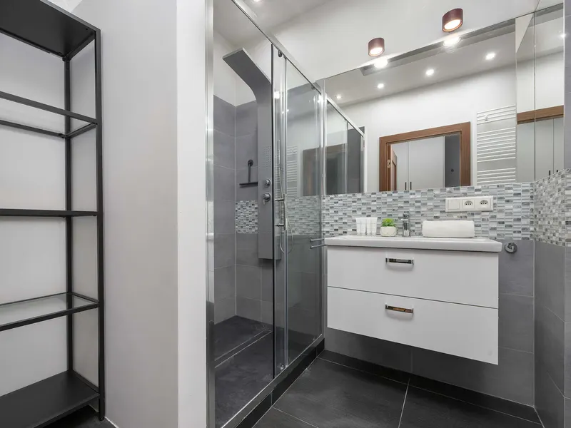 Jasny Apartament | Miejsce do pracy oraz balkon – zdjęcie 4