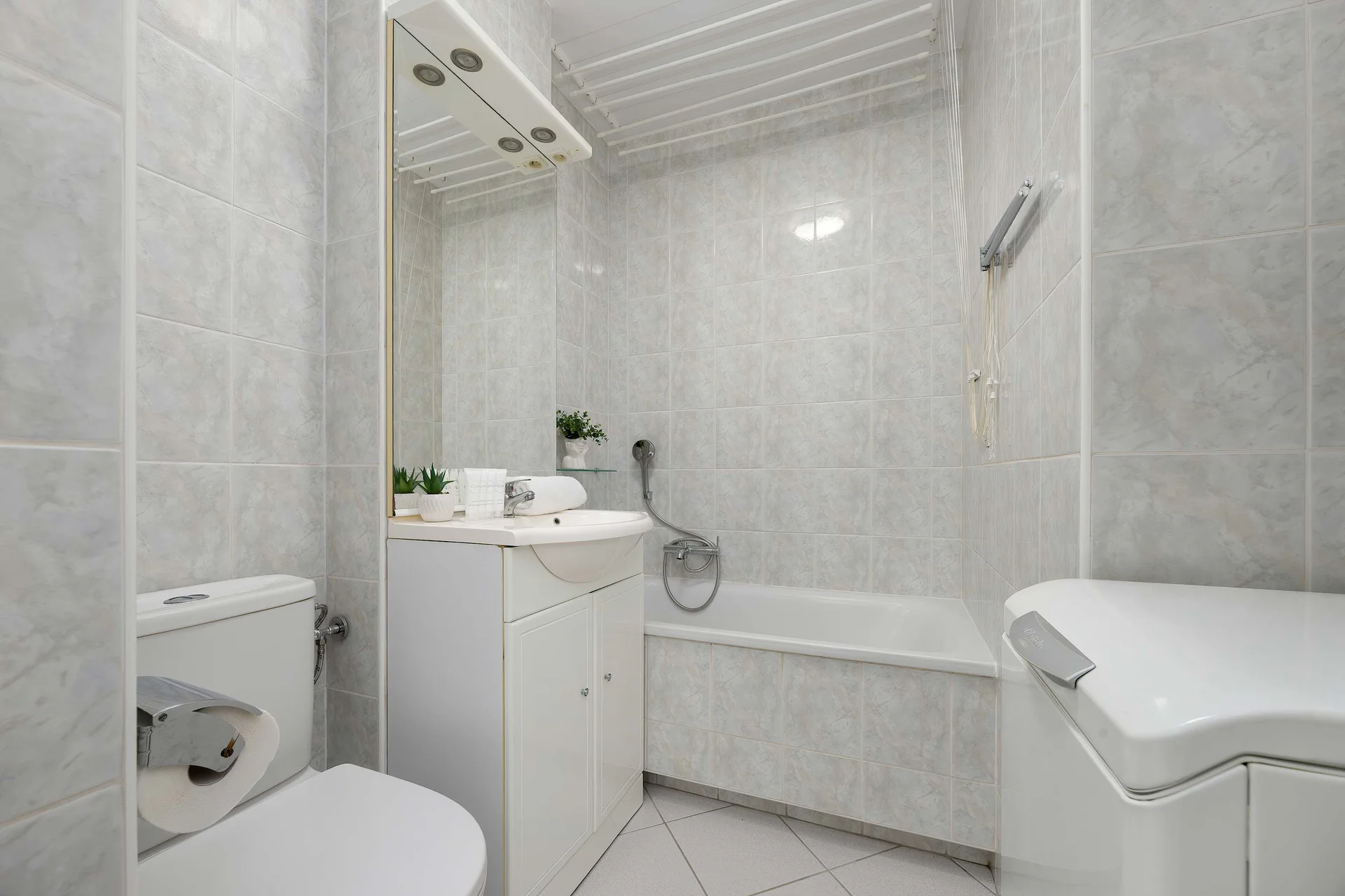 Apartment image