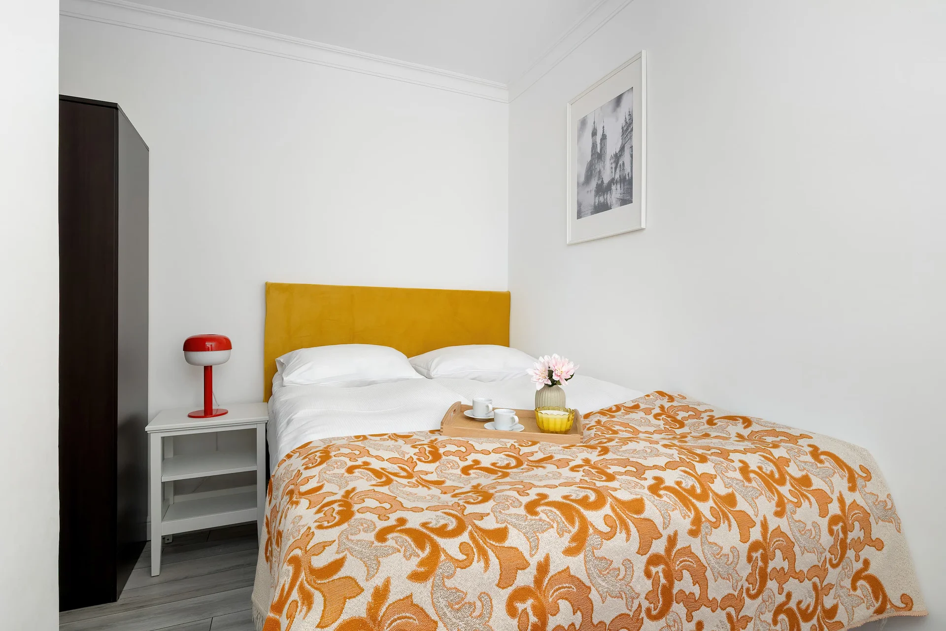 Apartment image