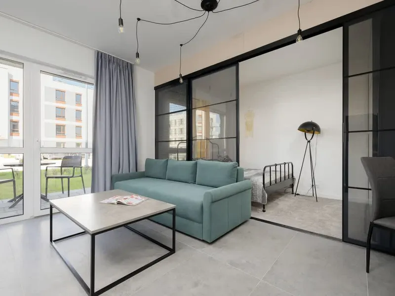 Stilvolles Apartment mit Garten | Privatparkplatz und Klimaanlage – Foto 1