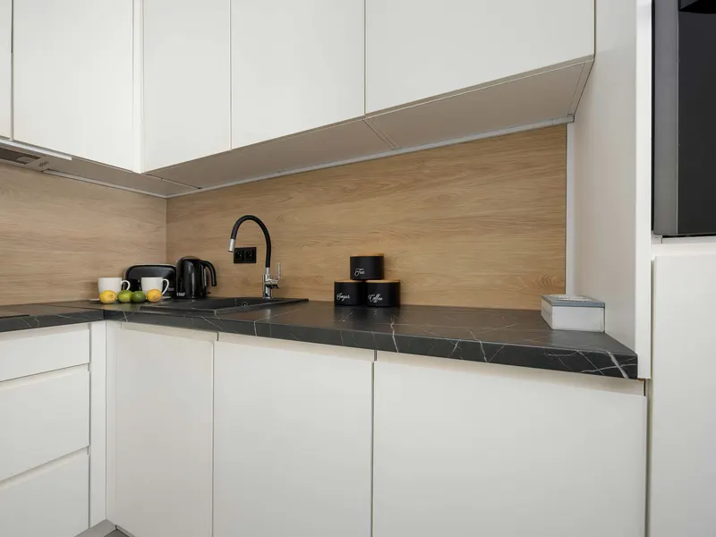 Nowoczesny & Jasne Studio w Centrum | Miejsce na Podróż Służbową – photo 3