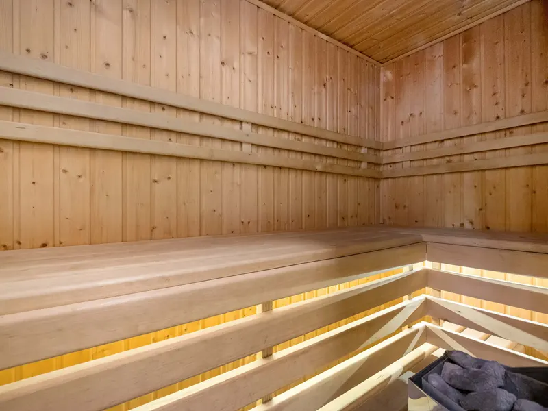 Geräumiges Appartement mit Blick auf den Marktplatz | Sauna – Foto 3