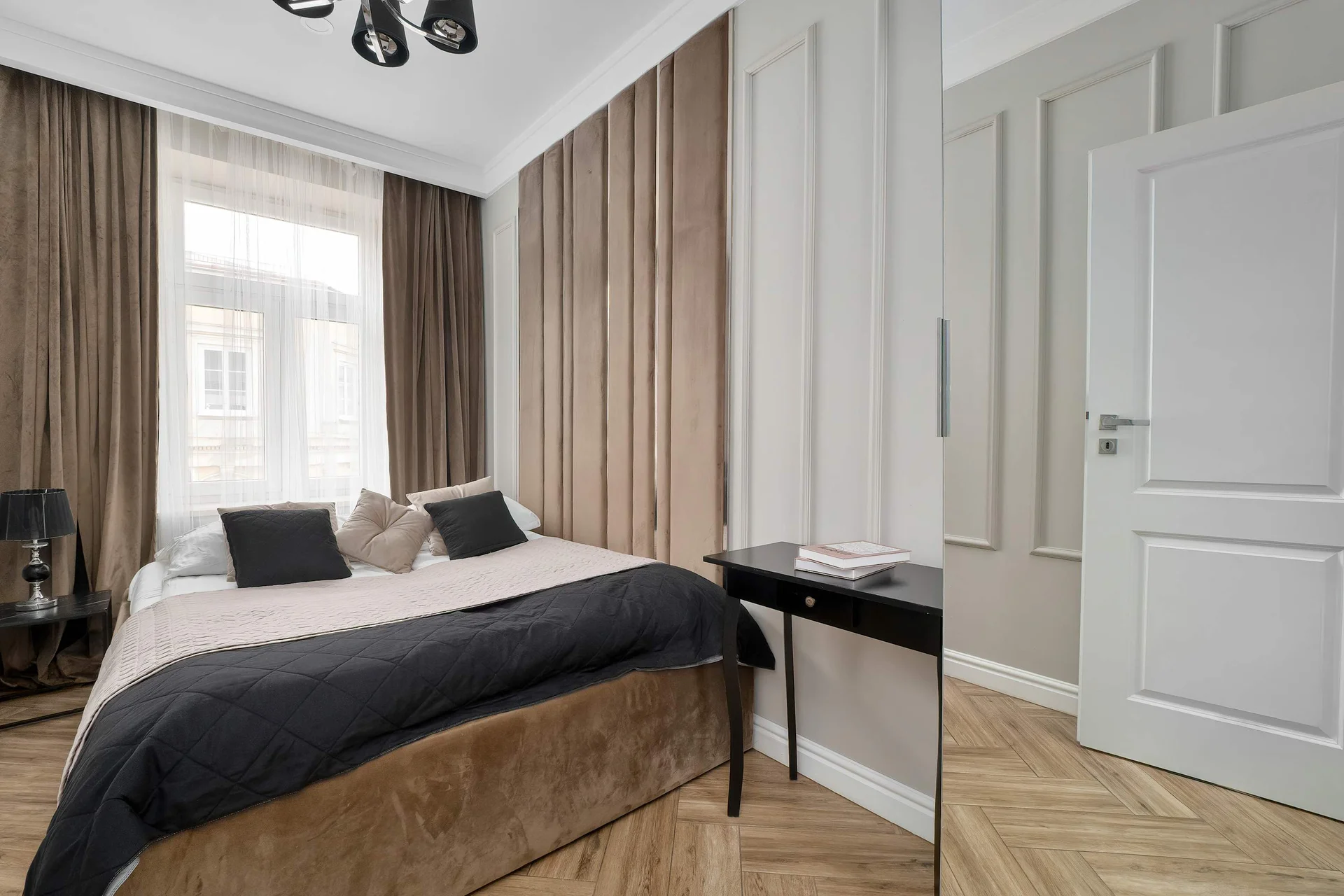 Apartment image