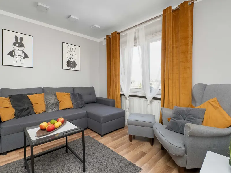 Geräumiges Appartement im Zentrum von Kielce | Parkplatz – Foto 1