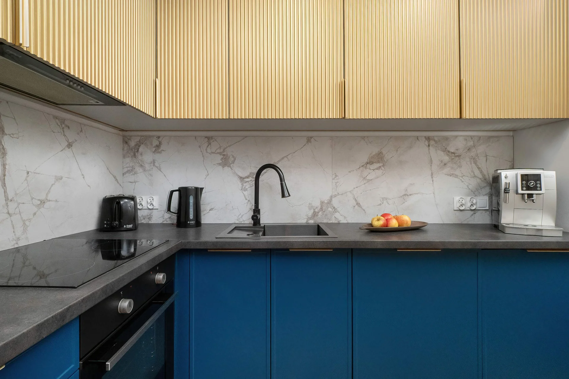 The fully equipped kitchenette includes everything you need for a home-cooked meal.