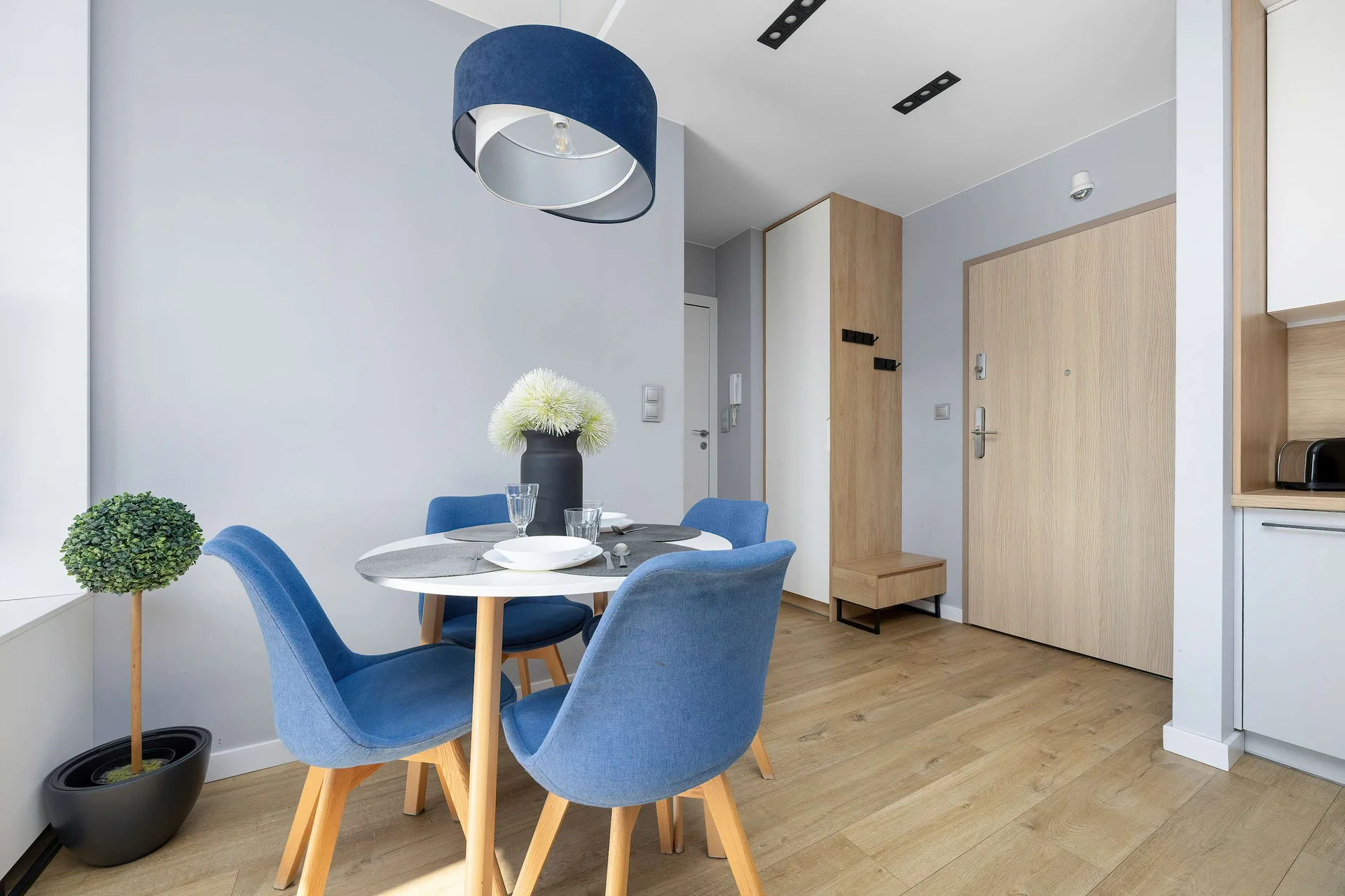Apartment image