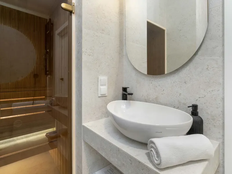 Geräumiges Appartement | Whirlpool-Badewanne | Parkplatz – Foto 4