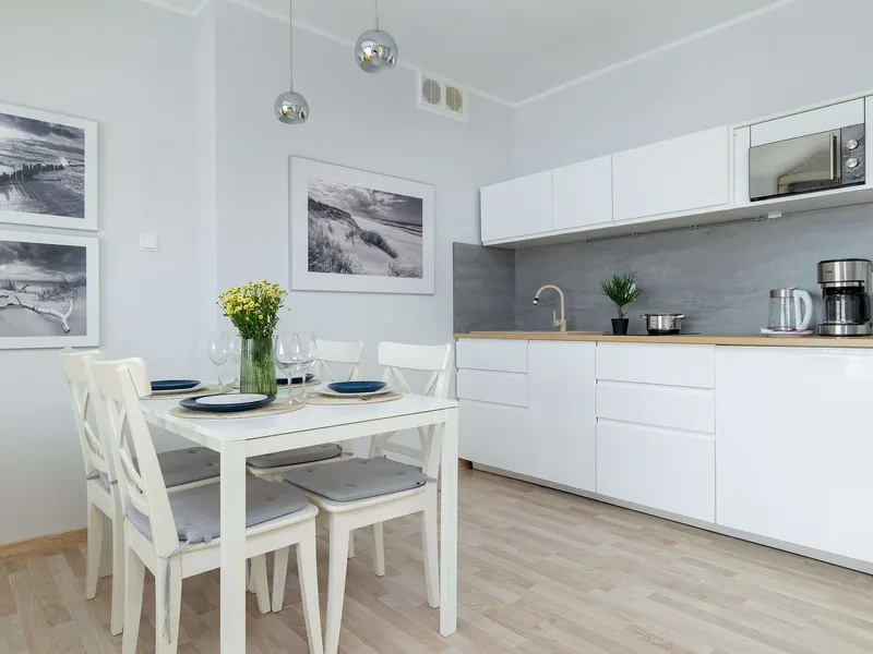 Komfortables Appartement | Großzügiger Balkon | Klimaanlage – Foto 4