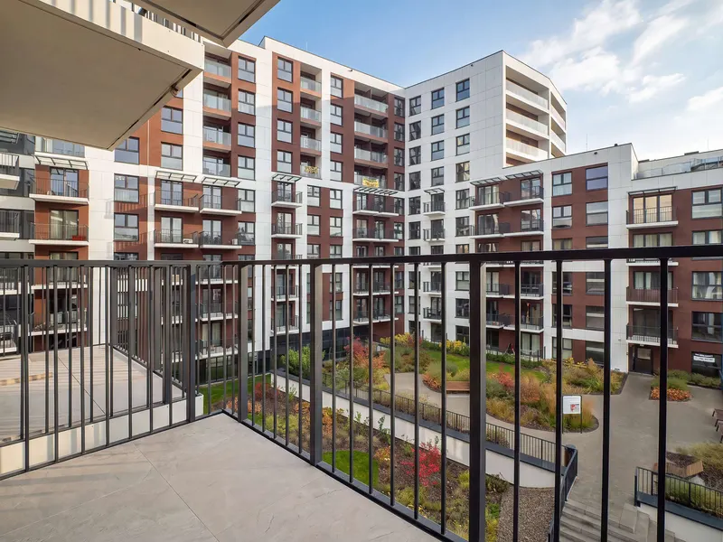 Modern Apartment with Smart TV | Balcony – photo 3