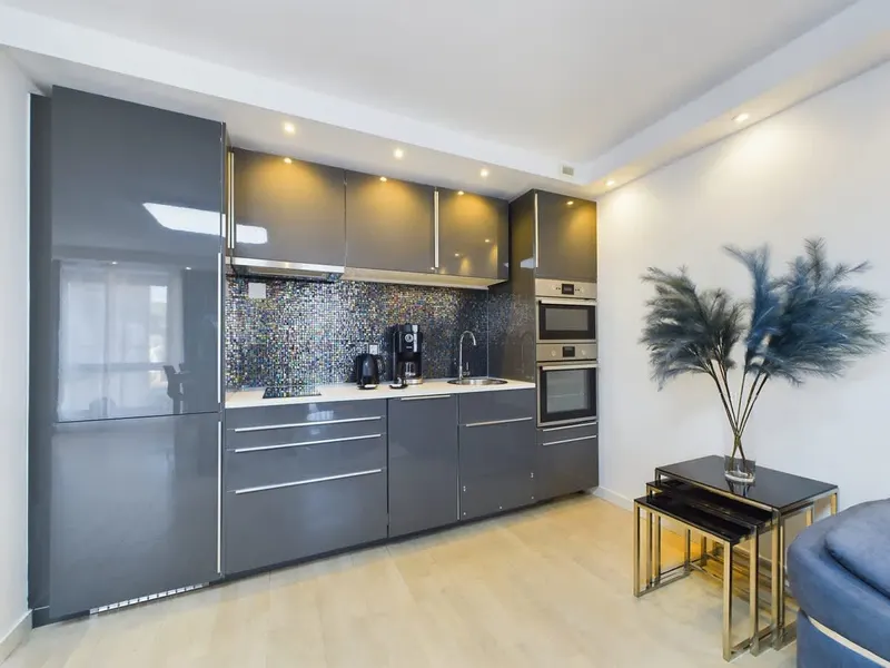 Stylish Studio | Parking, 500 m to the Old Town – photo 3